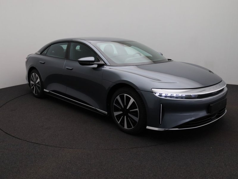 Lucid Air Pure AWD