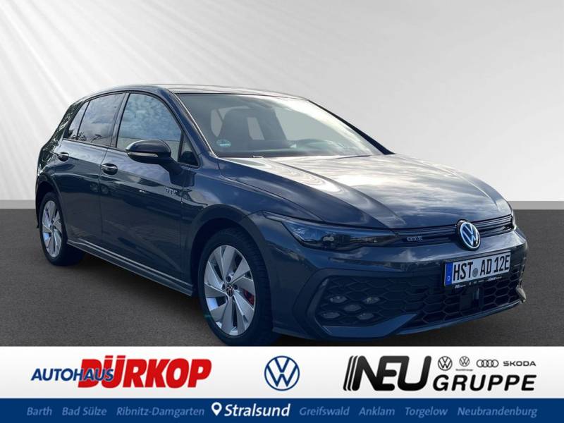 Volkswagen Golf GTE VIII 1.5 eHybrid DSG