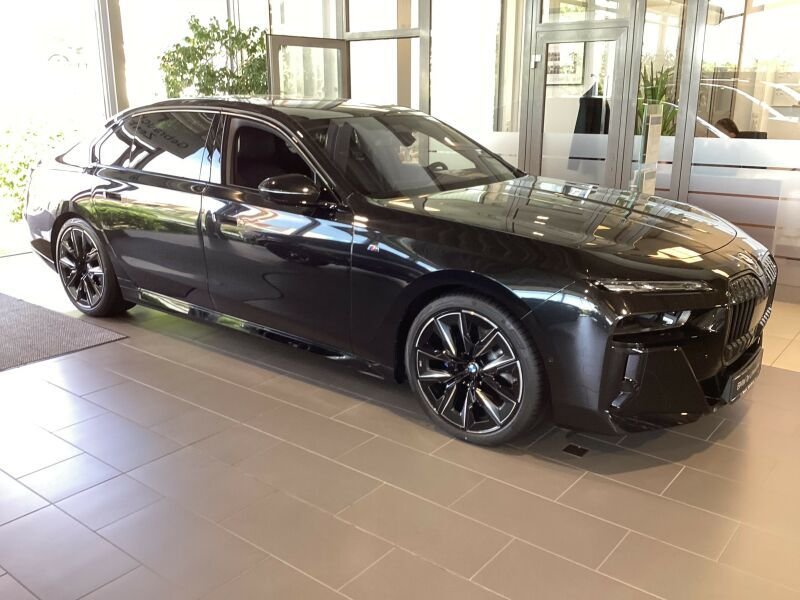BMW 740d xDrive Limousine M Sportpaket
