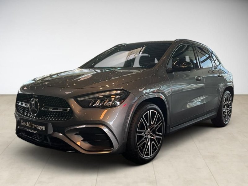 Mercedes-Benz GLA 180 AMG Night SpurW W-Paket S-Sitz PDC SHZ