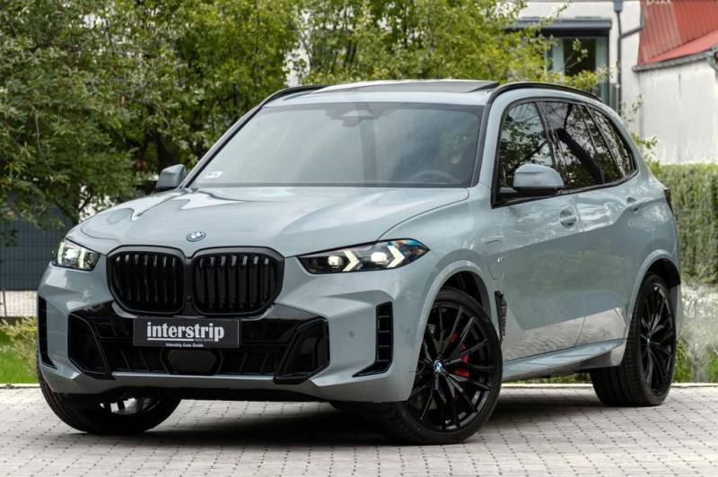 BMW X5 50e M SPORT.LUFTF.PANO.DR.ASS.H/K.360.AHK.22"