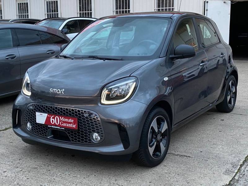 Smart EQ 22KW_Panorama_xLED_Kamera_CarPl_ParkSensoren_