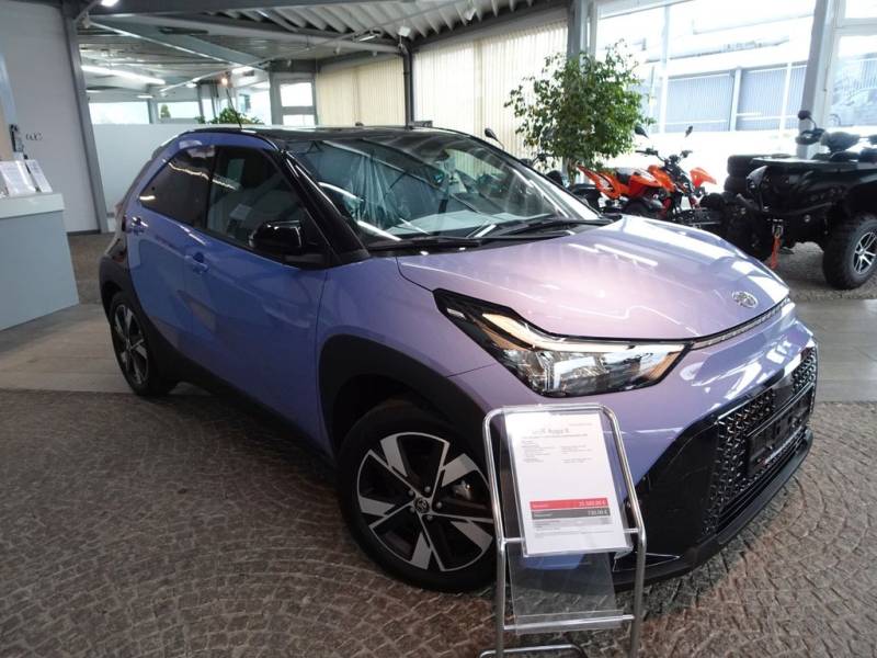 Toyota Aygo X Hybrid Teamplayer Sitzheizung