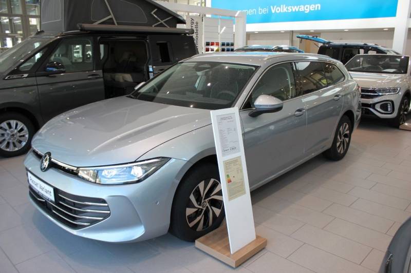 Volkswagen Passat Variant Business 2.0 TDI DSG Navi,LED