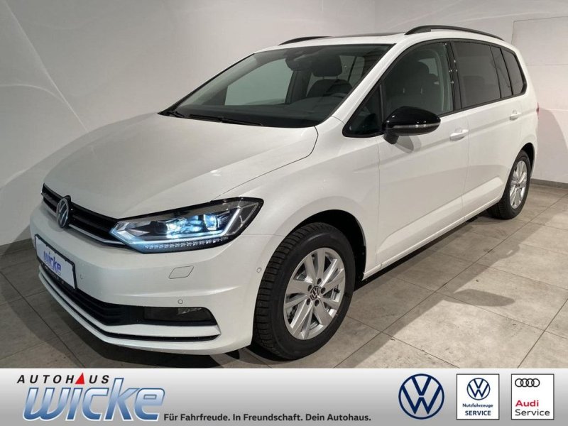 Volkswagen Touran 1.5 TSI DSG Highline NAVI STANDH. KLIMA