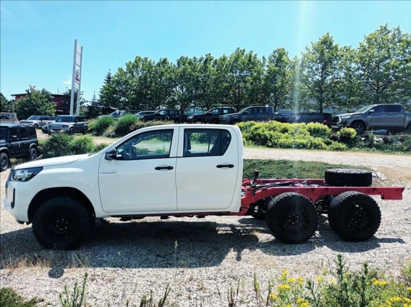 Toyota Hilux DC