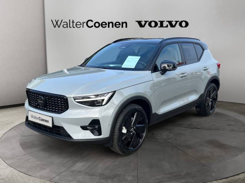 Volvo XC40 B3 B DKG Ultra Black Edition, Licht.P, FHZ