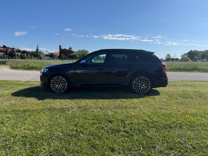 Audi SQ7 Pano BandO 7 Sitze Massage 8 fach