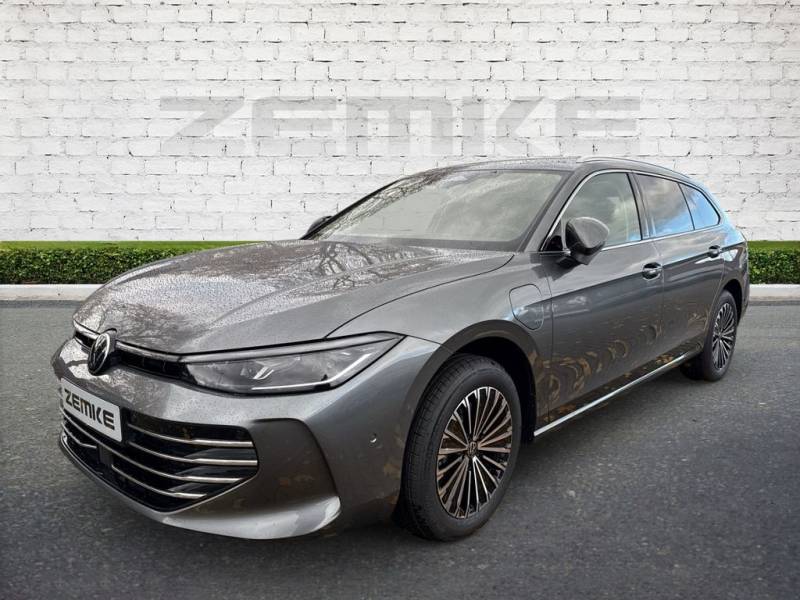 Volkswagen Passat Elegance 1,5 l eHybrid DSG AHK-klappbar N