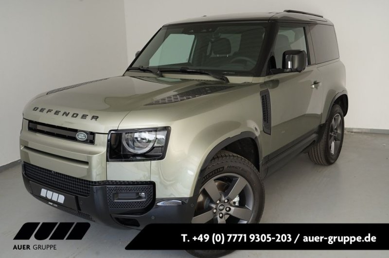 Land Rover Defender 90 D250 Dynamic SE