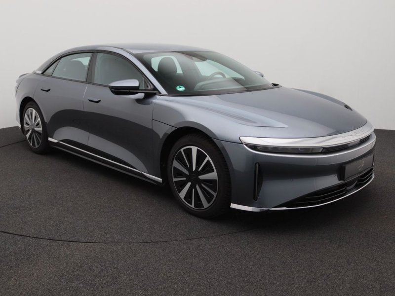 Lucid Air Pure AWD