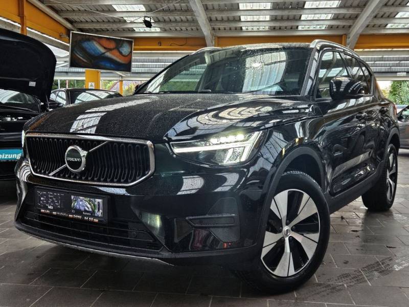 Volvo XC40 2,0i Core B3 MHEV e.Heckkl. Navi Kamera LED