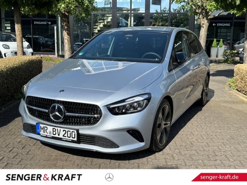Mercedes-Benz B 200 Pano Night SpurW KAM PDC SpurH AUT AHK LM