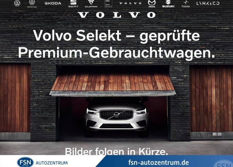 Volvo V60 T8 AWD Plug-in Hybrid Ultra Dark