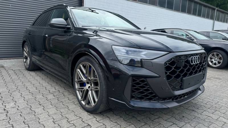 Audi RSQ8 performance 4.0 TFSI quattro FULL