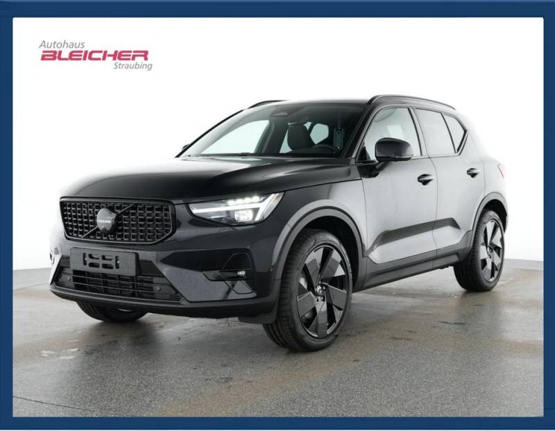 Volvo XC 40 B3 Plus Black Edition - 360° - Panor.
