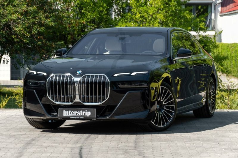 BMW 740d M SPORT.DR.ASS.PRO.MASSAGE.SKY.SOFTCL.AHK