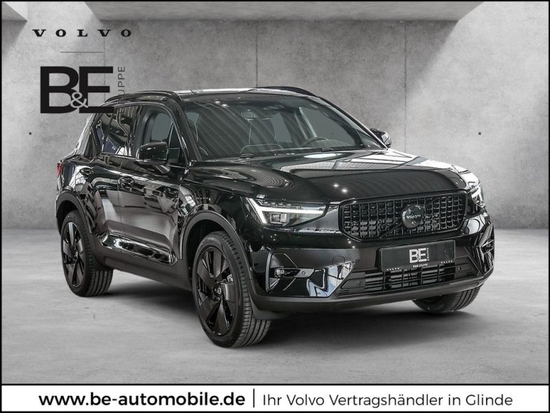 Volvo XC40 2.0 Plus Black Edition 2WD ACC FACEL. LED