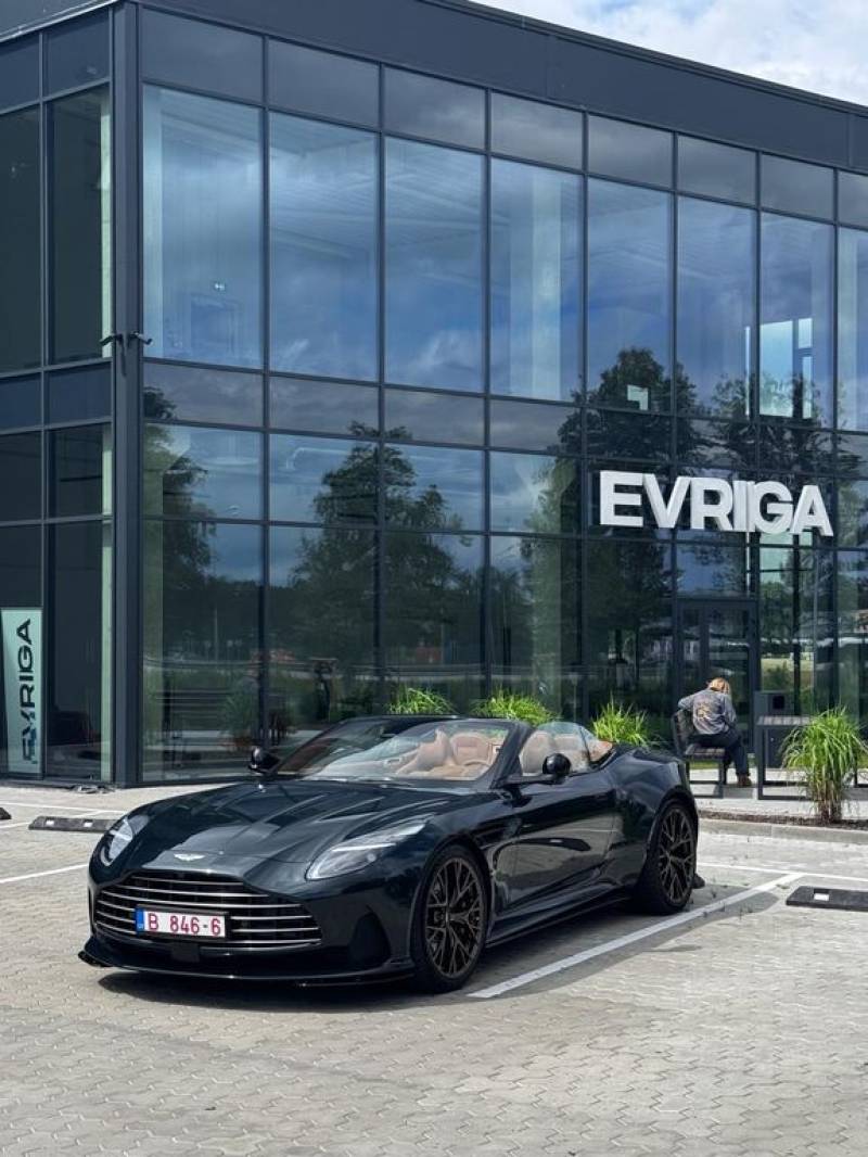 Aston Martin DB12 4.0 V8 Volante