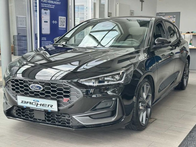 Ford Focus 2.3 ST X Aut. *Matrix/iACC/BandO/Pano*