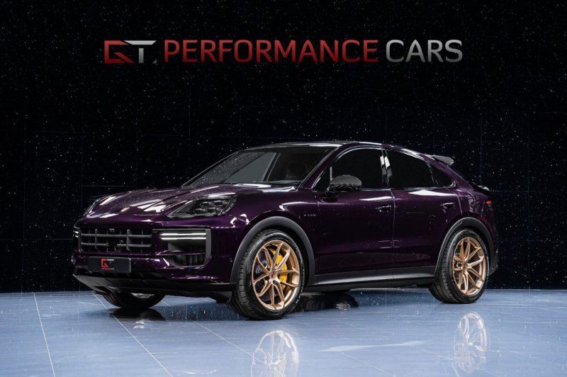 Porsche Cayenne Turbo E-Hyb Coupé GT-pack PTS PDCC Bur3D