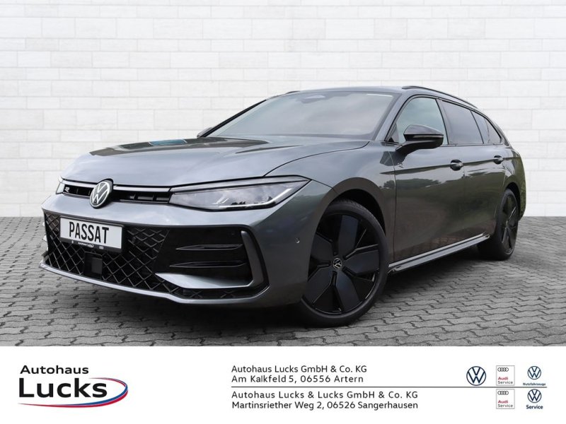 Volkswagen Passat R-Line 2,0TDI Black Style DSG AHK Matrix