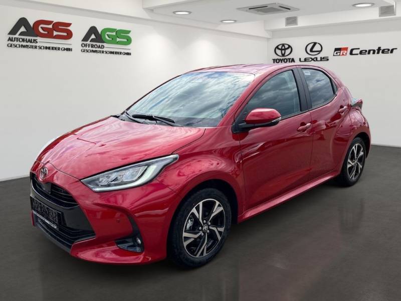 Toyota Yaris Hybrid 1,5L Teamplayer Safety + Comfort Pa