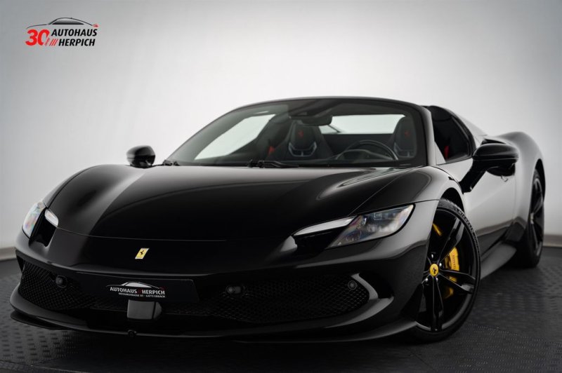 Ferrari 296 GTS All Black Lift JBL 360° LED-Lenkrad Carp