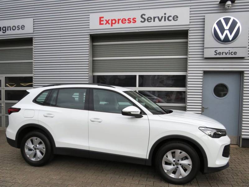 Volkswagen Tiguan 1.5 eTSI DSG /DAB+/Assistenzpaket/PDC v+h