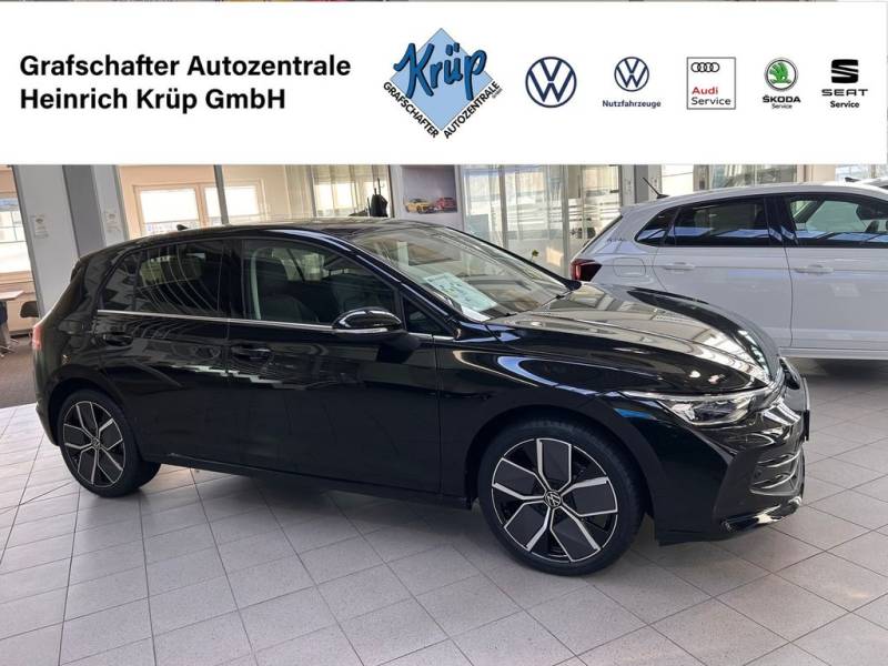 Volkswagen Golf VIII 1,5 TSI Style LED Navi AHK Pano