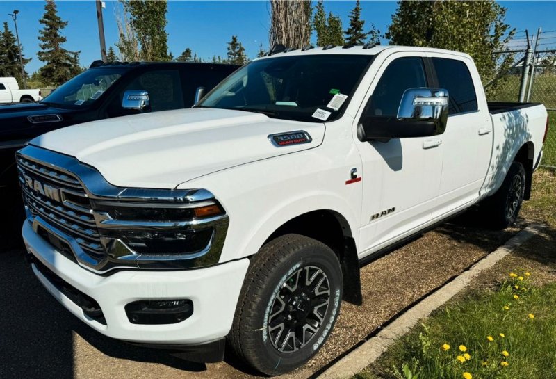 Dodge RAM 3500 Limited Longhorn Mega Cab 6.7 HO MY2025