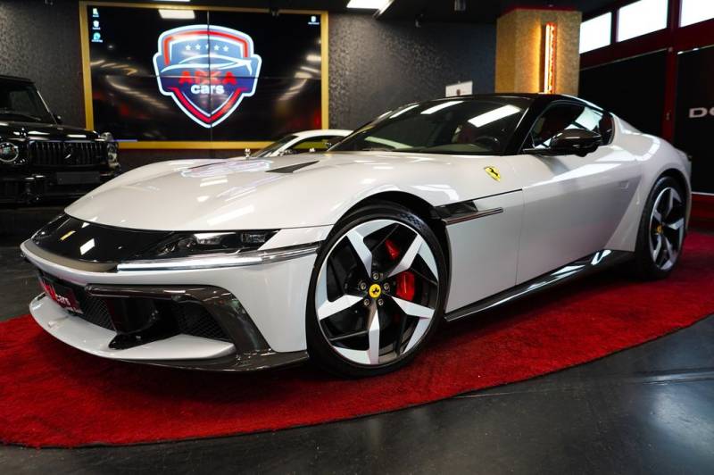 Ferrari 12Cilindri FULL CARBON KERAMIK LIFT ON STOCK