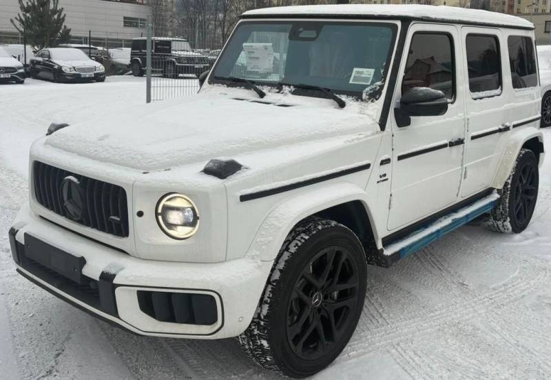 Mercedes-Benz G 63 AMG A22 SUPERIOR KEYLESS STOCK