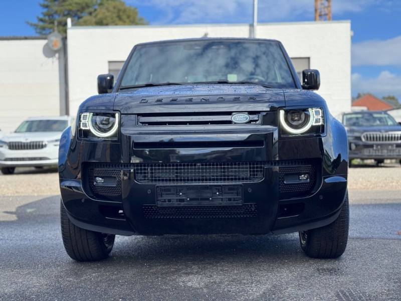 Land Rover Defender 110 X-Dynamic HSE