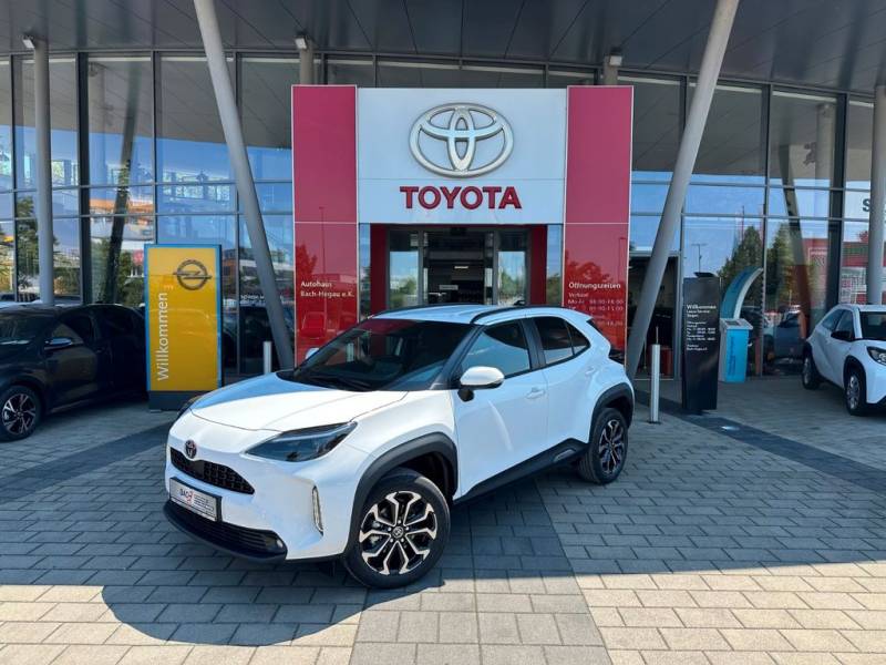 Toyota Yaris Cross Hybrid Teamplayer + WINTER-PAKET