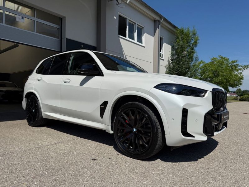 BMW X5 M60 i xDrive*BandW*Sky Lounge*22 Zoll*