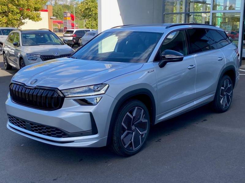 Skoda KODIAQ SPORTLINE 1.5 TSI mHEV RÜCKFAHRKAMERA