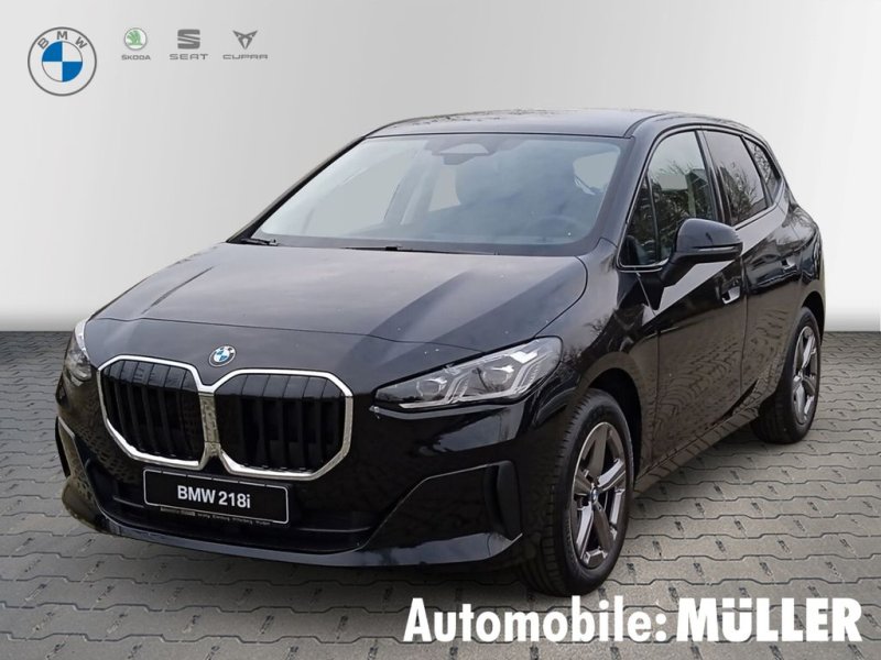 BMW 218 Active Tourer i Navi Klima AHK RFK Sitzhzg