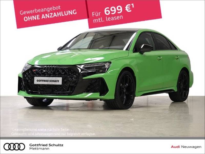 Audi RS3 LIMO DESINGPAKET MATRIX PANO SCHALENSITZE