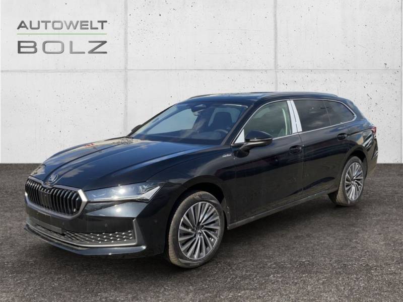 Skoda Superb Combi LandK 4x4 2.0 TDI HUD AHK Leder DigiC