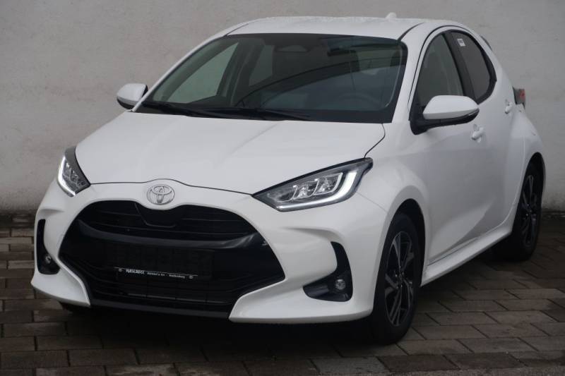 Toyota Yaris Hybrid 116 1.5 VVT-i Teamplayer + Comfort 