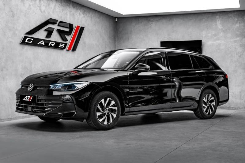 Volkswagen Passat Variant 1.5 eTSI 110 kW DSG*LED