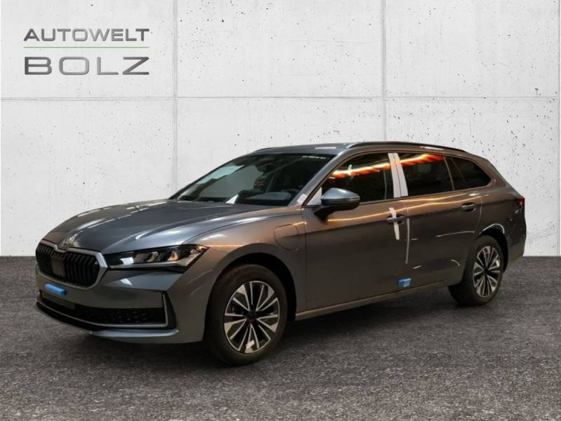 Skoda Superb Combi Selection 1.5 TSI iV AHK Navi DigiC