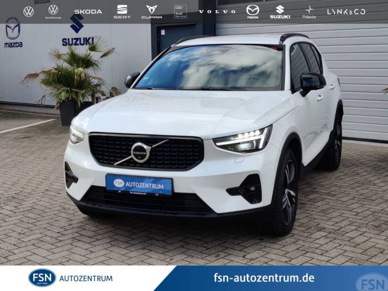 Volvo XC40 B3 Plus Dark, 360° Kamera, Pixel-LED