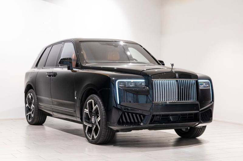 Rolls-Royce Cullinan Black Badge*4-Seats*Placed Perforations