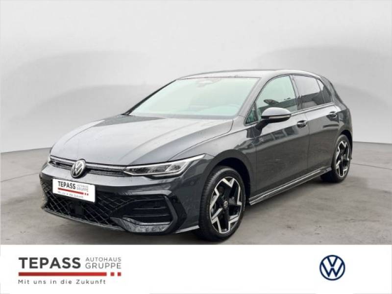 Volkswagen Golf VIII Lim. 1.5 eTSI DSG R-Line APP CONNECT P