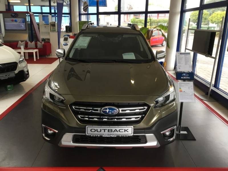 Subaru Outback 2.5i Platinum Lineartronic