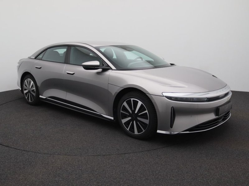 Lucid Air Pure AWD