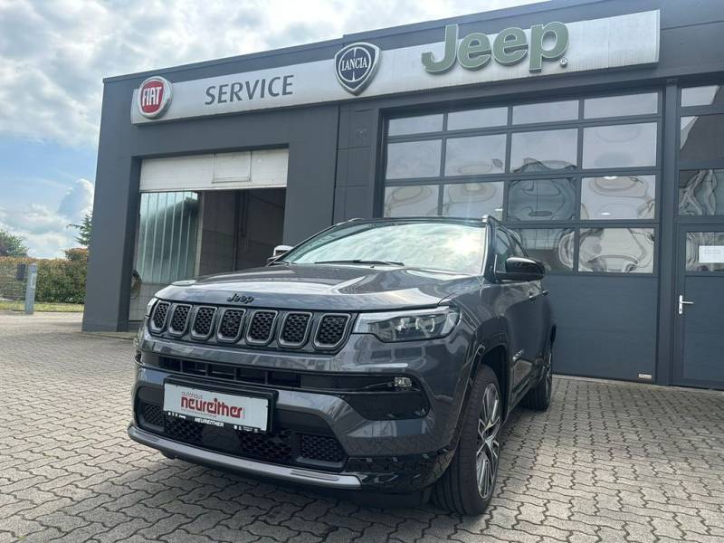 Jeep Compass 1.5l GSE T4 48V e-Hybrid Summit DCT