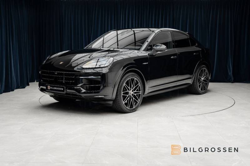 Porsche Cayenne Coupe E-Hybrid SportDesign HUD Bose 360